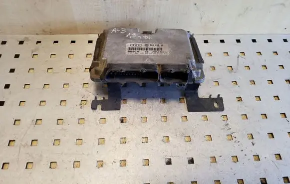 Audi A3 S3 8L Engine control unit/module 038906018AK 0281001852
