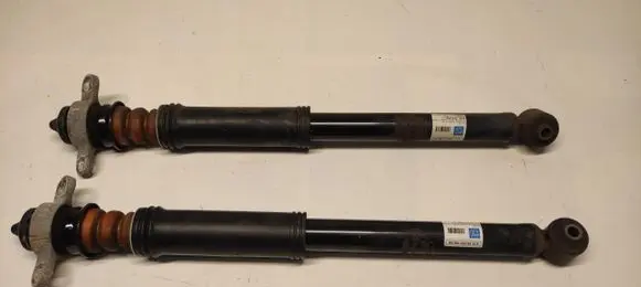 Rear shock absorber/damper