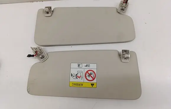 BMW iX1 Sun visor