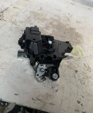 Mercedes-Benz CLA C117 X117 W117 Tailgate/trunk/boot lock/catch/latch A1177500085