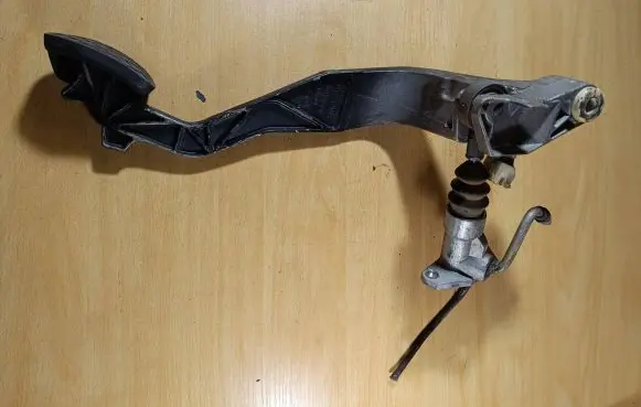 Audi A4 S4 B5 8D Clutch pedal 8D1721316D