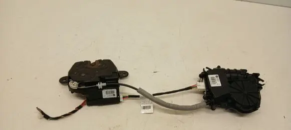 BMW 2 F46 Tailgate boot lock/latch motor C27838104 C21133104 UK734853006