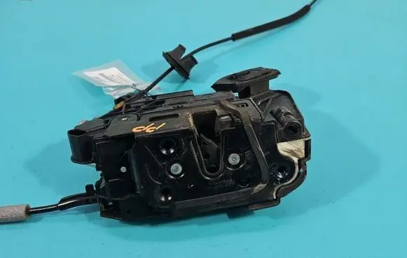 Seat Leon (5F) Front door lock 5K1837016E IMPRK1516697