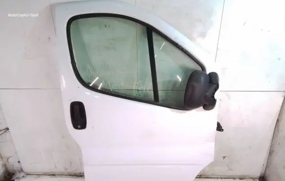 Opel Vivaro Front door