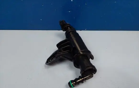 Hyundai Tucson TL Headlight washer spray nozzle 98671D7000
