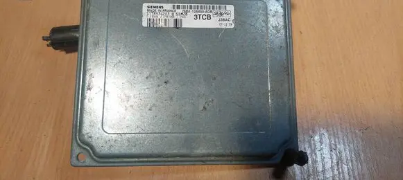 Ford Focus Engine control unit/module ECU 7M51-12A650-AGB SIM28 S118934203B