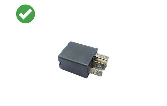 Mercedes-Benz CLS C219 Other relay 4608650 68832C