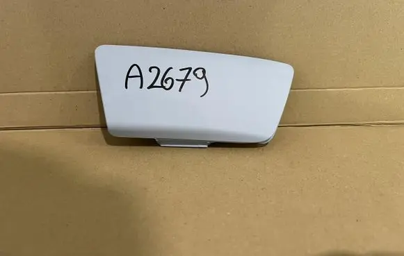 Opel Zafira B Front tow hook cap/cover 13247300