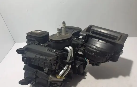 Interior heater climate box assembly