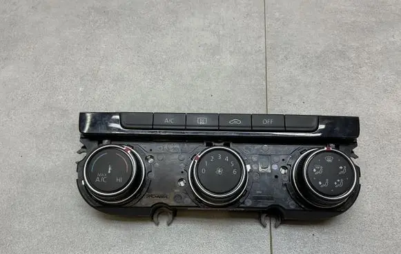 Volkswagen Golf VII Climate control unit 5G0907426J