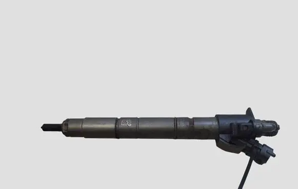 Volvo V70 Fuel injector 31272690 0445116046