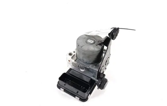 Volvo V60 ABS Pump 32214774