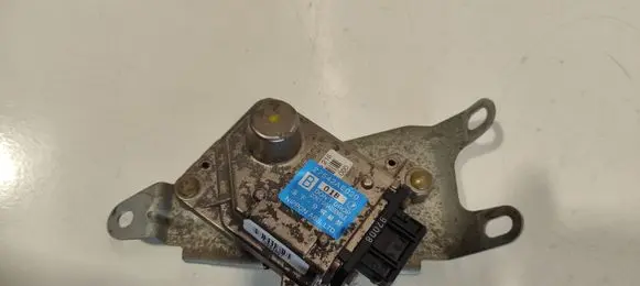 Subaru Outback ESP acceleration yaw rate sensor 27542AE020 10893807
