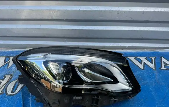 Headlight/headlamp