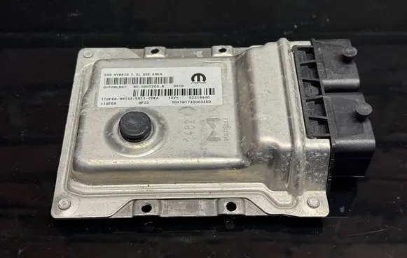 Fiat 500 Engine control unit/module 52218440 TD4191732003450