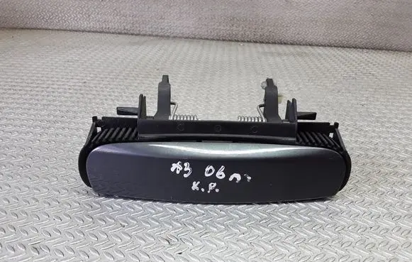 Audi A3 S3 A3 Sportback 8P Front door exterior handle 4B0839885