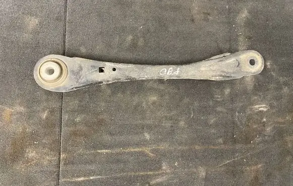 BMW 5 G30 G31 Rear control arm 6893528