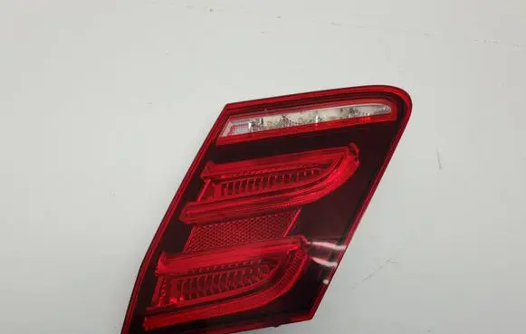 Mercedes-Benz E W212 Rear/tail lights 613992R