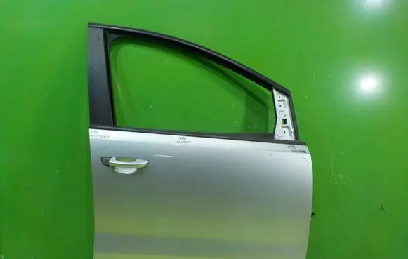 Seat Alhambra (Mk2) Front door PRZOD PRAWE