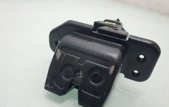 KIA Ceed Tailgate/trunk/boot lock/catch/latch 1392100010