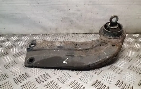 Rear control arm