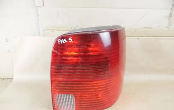 Volkswagen PASSAT B5.5 Rear/tail lights