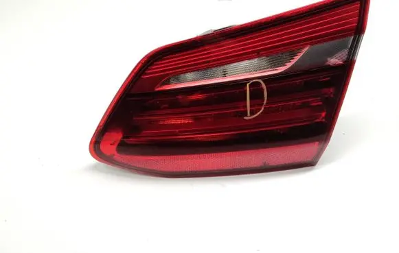 BMW 2 F45 Tailgate rear/tail lights 7311032 F03534800F