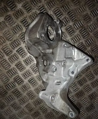 Volvo S90, V90 Fuel pump bracket 31401103