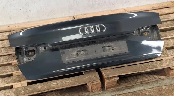 Audi A4 S4 B9 8W Tailgate/trunk/boot lid