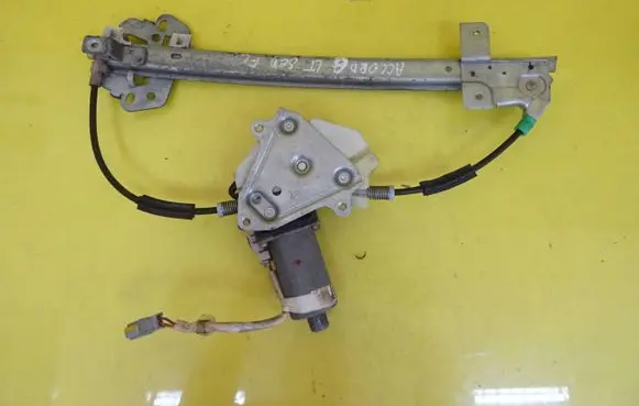 Honda Accord Rear door window regulator motor 0130821906