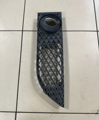 BMW 7 E65 E66 Front fog light trim/grill 7135565