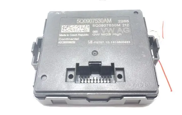Volkswagen PASSAT B8 Gateway control module 5Q0907530AM