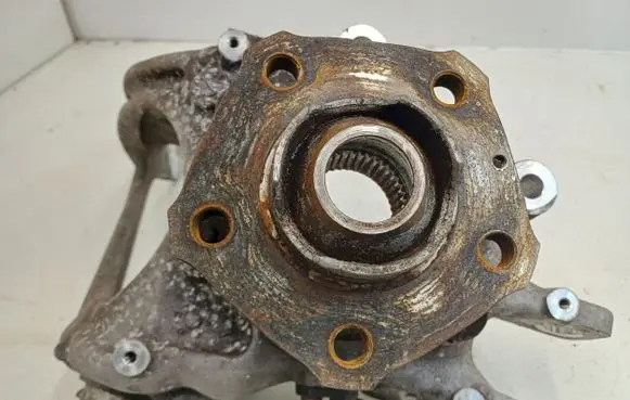 Porsche Macan (95B) Rear wheel hub 8R0505435C