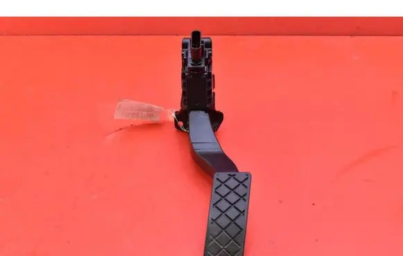 Skoda Octavia 985 Accelerator throttle pedal 5Q1723503K