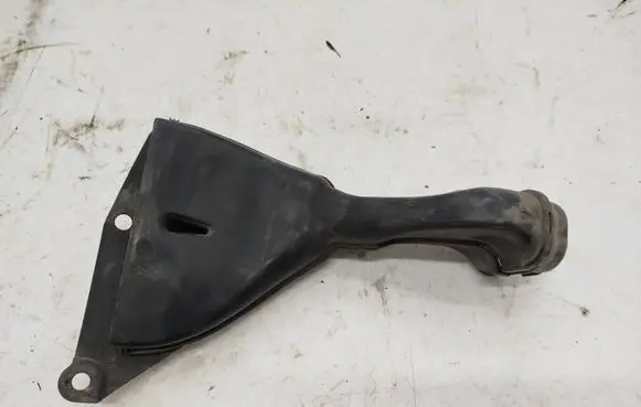 Mitsubishi Colt Air intake duct part MR993548 A1355200002