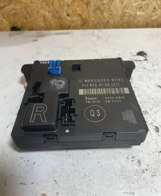 Mercedes-Benz S W220 Door control unit/module 2118704126 00006806