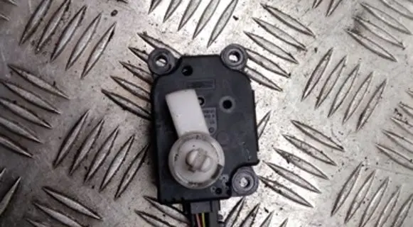 Citroen C4 I Picasso Air flap motor/actuator A64200100