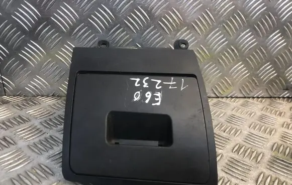 BMW 5 E60 E61 Dashboard storage box/compartment 7156963