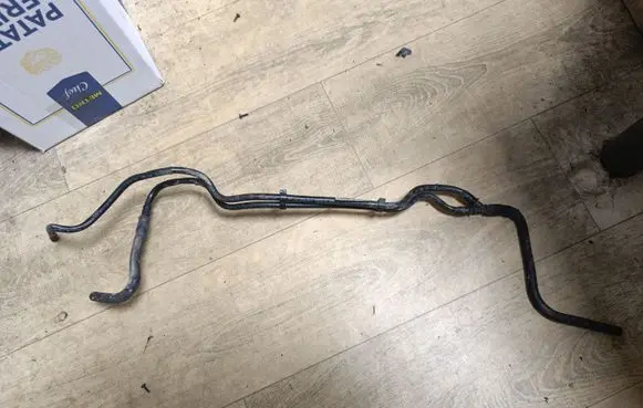 BMW X5 F15 Fuel line pipe P677641304