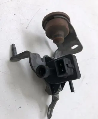 Nissan X-Trail T31 Turbo solenoid valve 8200762597