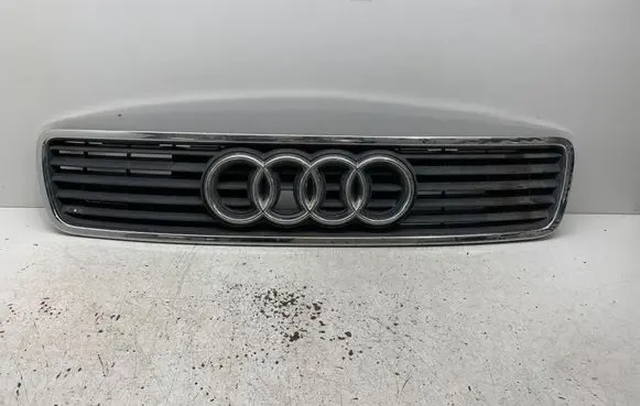Audi A4 S4 B5 8D Front grill 8D0853651D