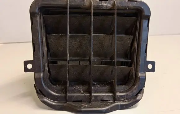 Audi Q5 SQ5 Quarter panel pressure vent 8K0819161B