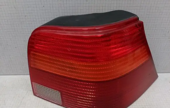 Volkswagen Golf IV Rear/tail lights 1J6945096Q 67736982