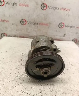 Renault Scenic I Power steering pump 770084080 7846065 7700840SJ
