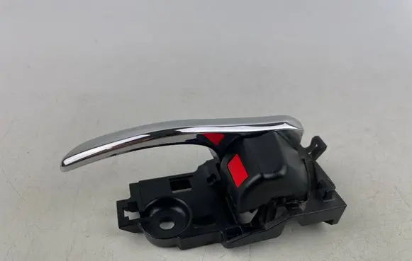 Rear door interior handle