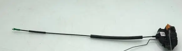 Chevrolet Camaro Front door lock 13579524