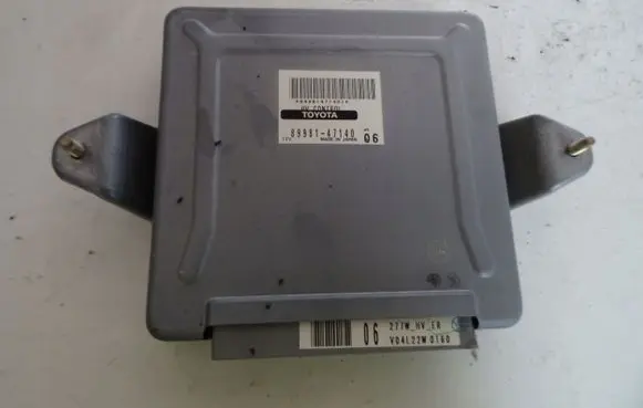 Toyota Prius (XW20) Engine control unit/module 8998147140