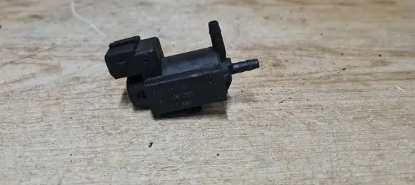 Volvo S60 Turbo solenoid valve 30611668