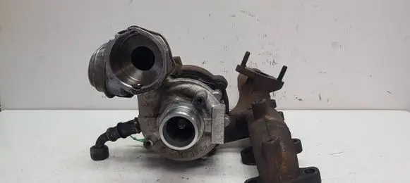Volkswagen PASSAT B6 Turbo 03G253014F