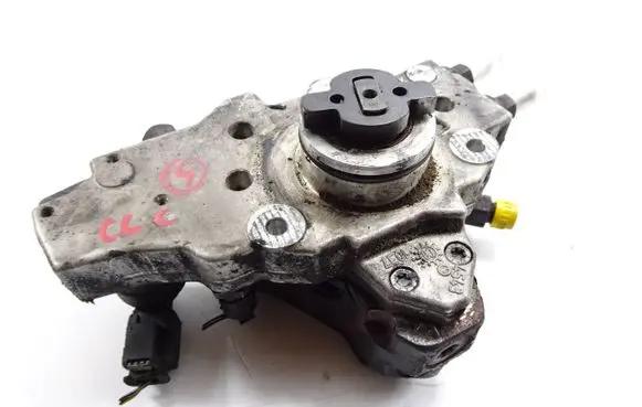 Mercedes-Benz CLC CL203 Fuel injection high pressure pump 0445010143 A6460700401